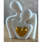 Couple Statue in Love with Heart | Romantic Home Decor Showpiece | Tabletop Figurine for Office Desk & Corporate Gifting 3D Printed