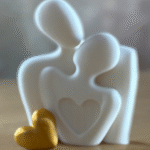Couple Statue in Love with Heart | Romantic Home Decor Showpiece | Tabletop Figurine for Office Desk & Corporate Gifting 3D Printed - Image 3