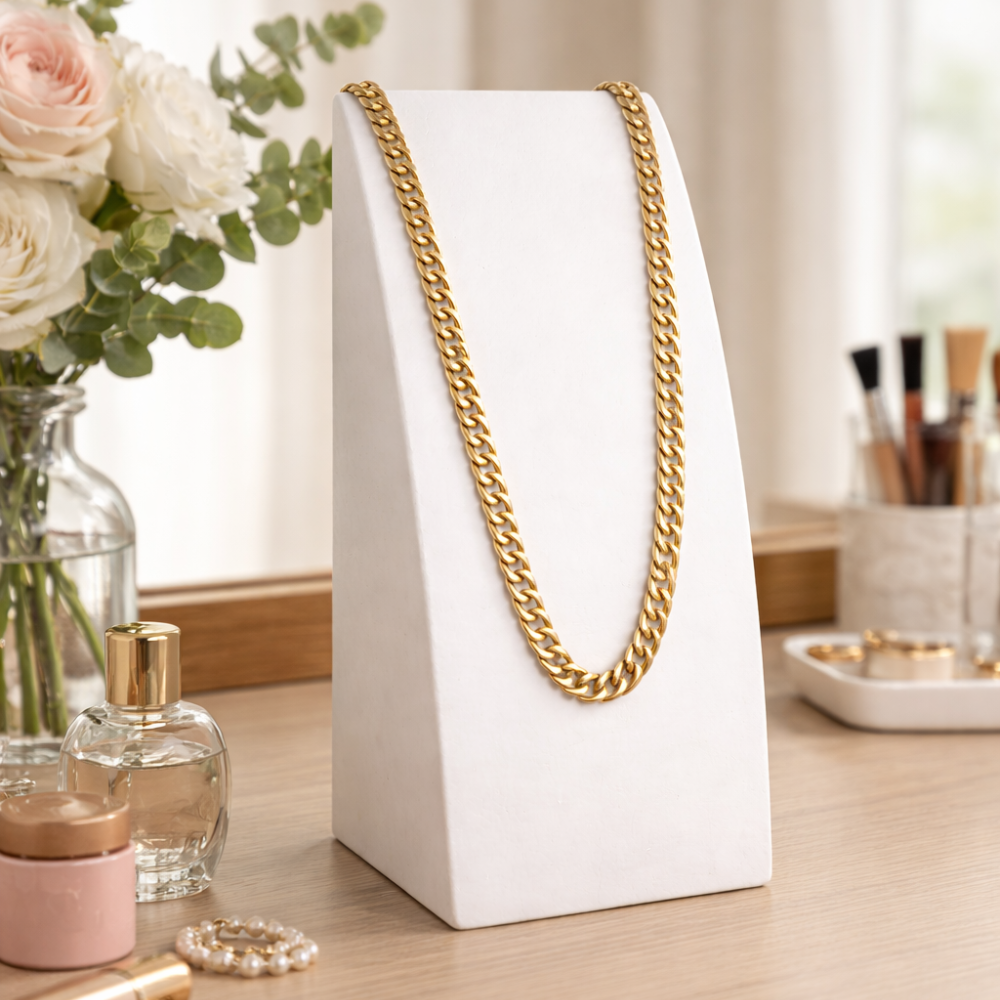 Modern mannequin neckalce Modern mannequin neckalce