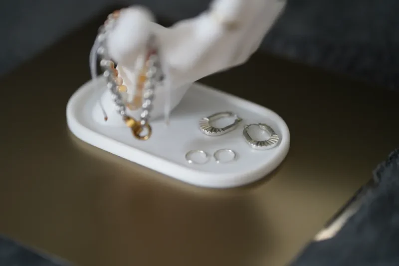 Jewelry Display Hand Stand Matte Finish | 3D Printed Ring Holder & Bracelet Organizer | Elegant Hand Showcase for Chains, Rings & Accessories | Premium Anti-Slip Base for Home & Shop Display - Image 4